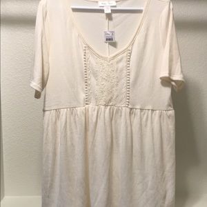 NWT Motherhood Maternity top!